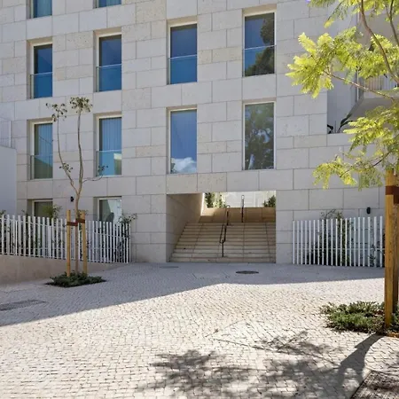 Appartement New 1-Bedroom Apartment With Botanical Garden Views In Principe Real *